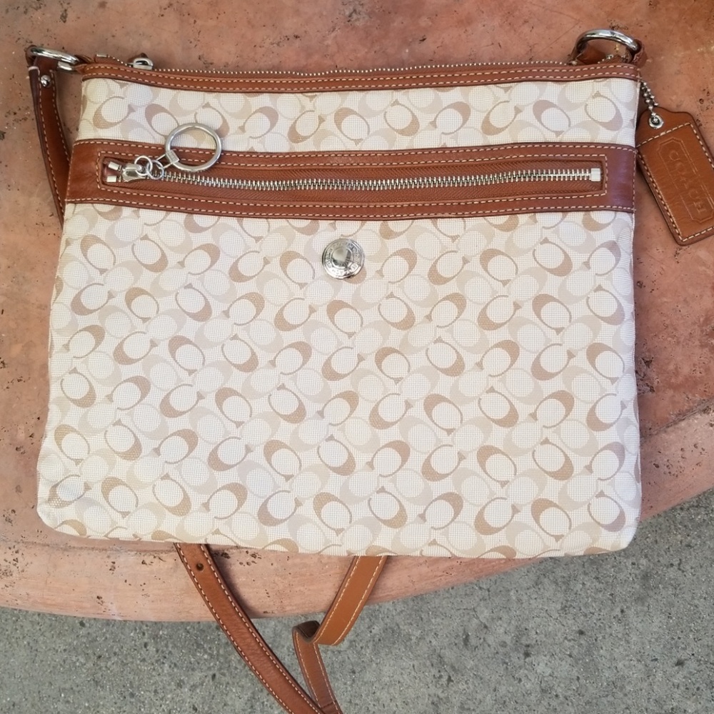 New without tags Coach crossbody